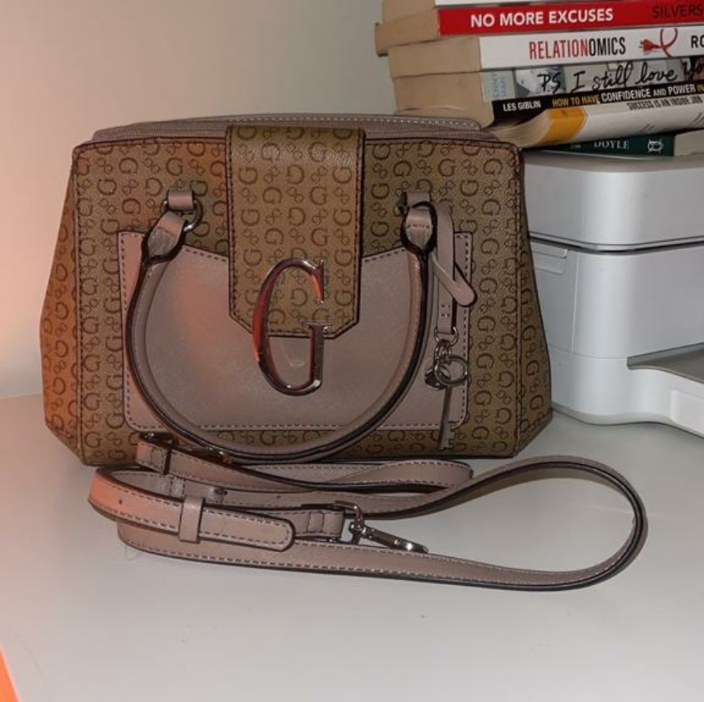 guess bag
